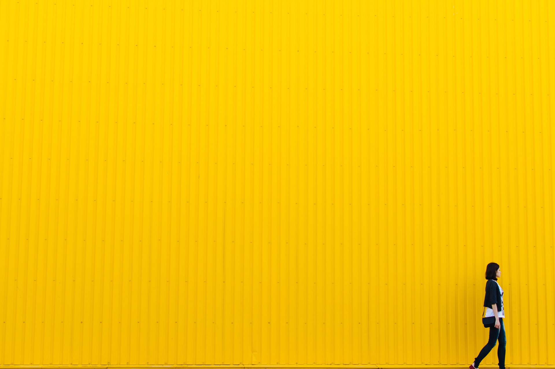yellow-926728_1920